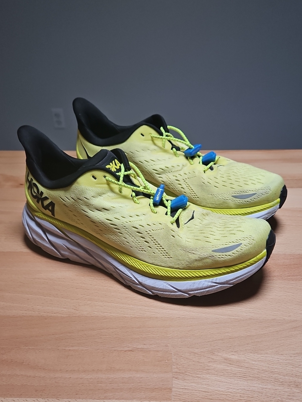Hoka One One Clifton 8 Yellow Size 11
